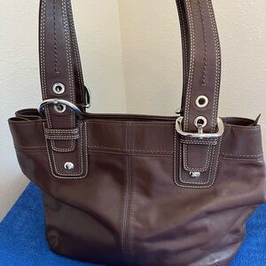 Coach chocolate brown, leather bag